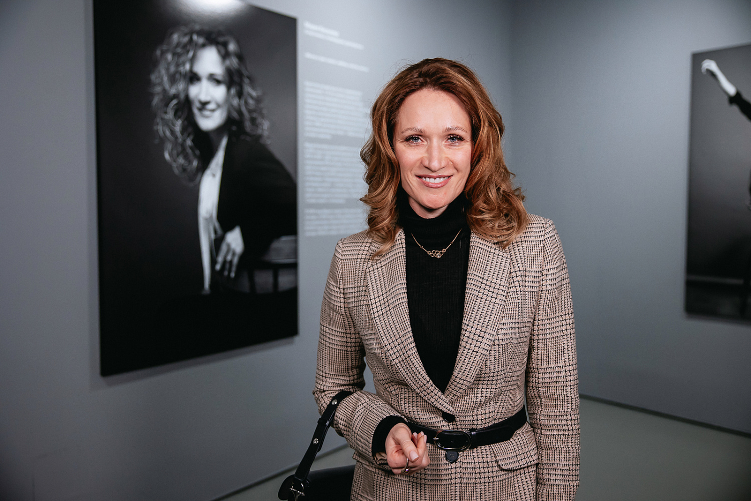 Заммэра Ракова: в честь 8 марта в SISTEMA GALLERY открылась выставка Комплекса социального развития Москвы 