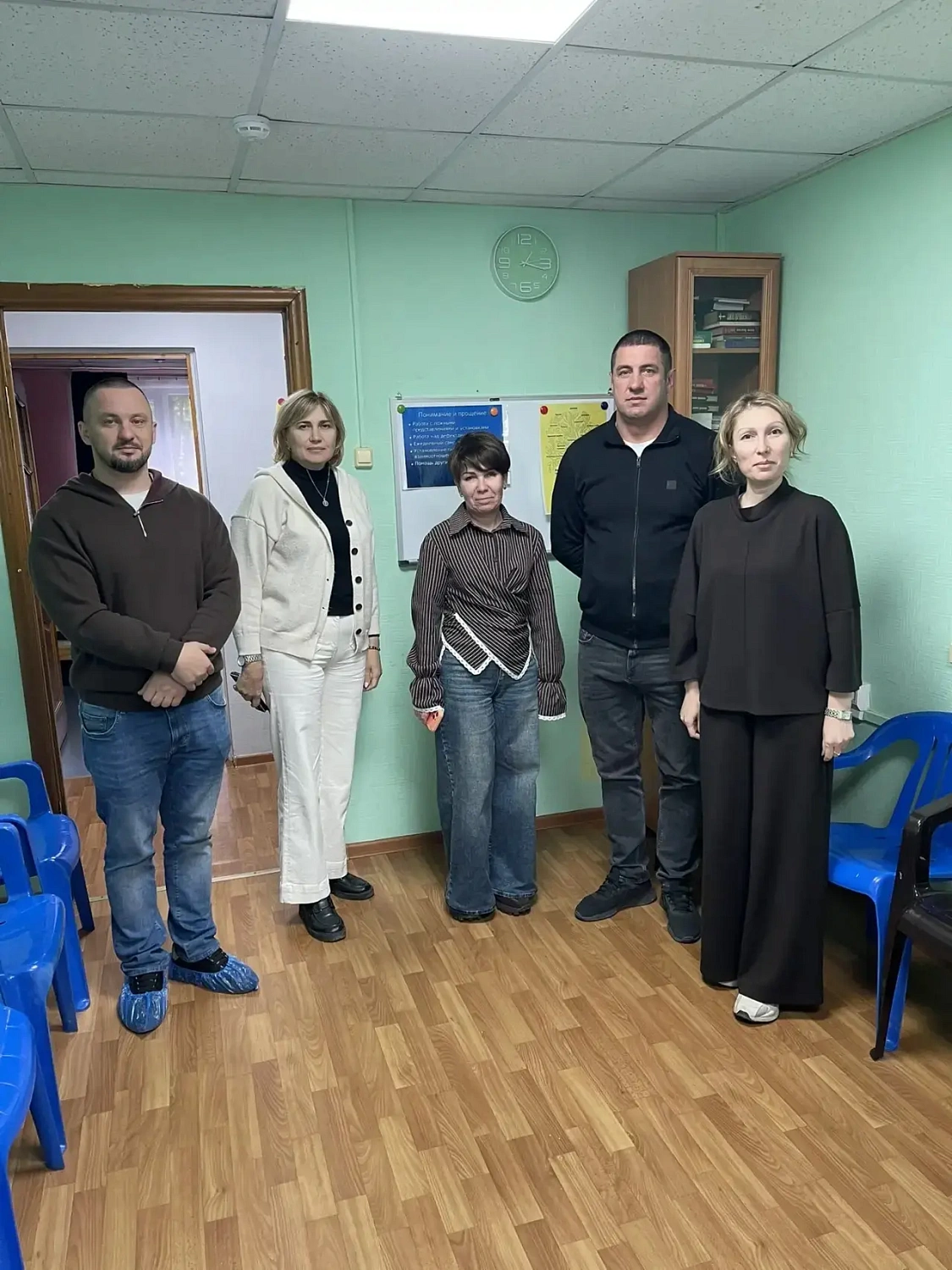 Мы помогаем не только побороть зависимость, но делаем упор на социальную реабилитацию и адаптацию наших пациентов после курса лечения